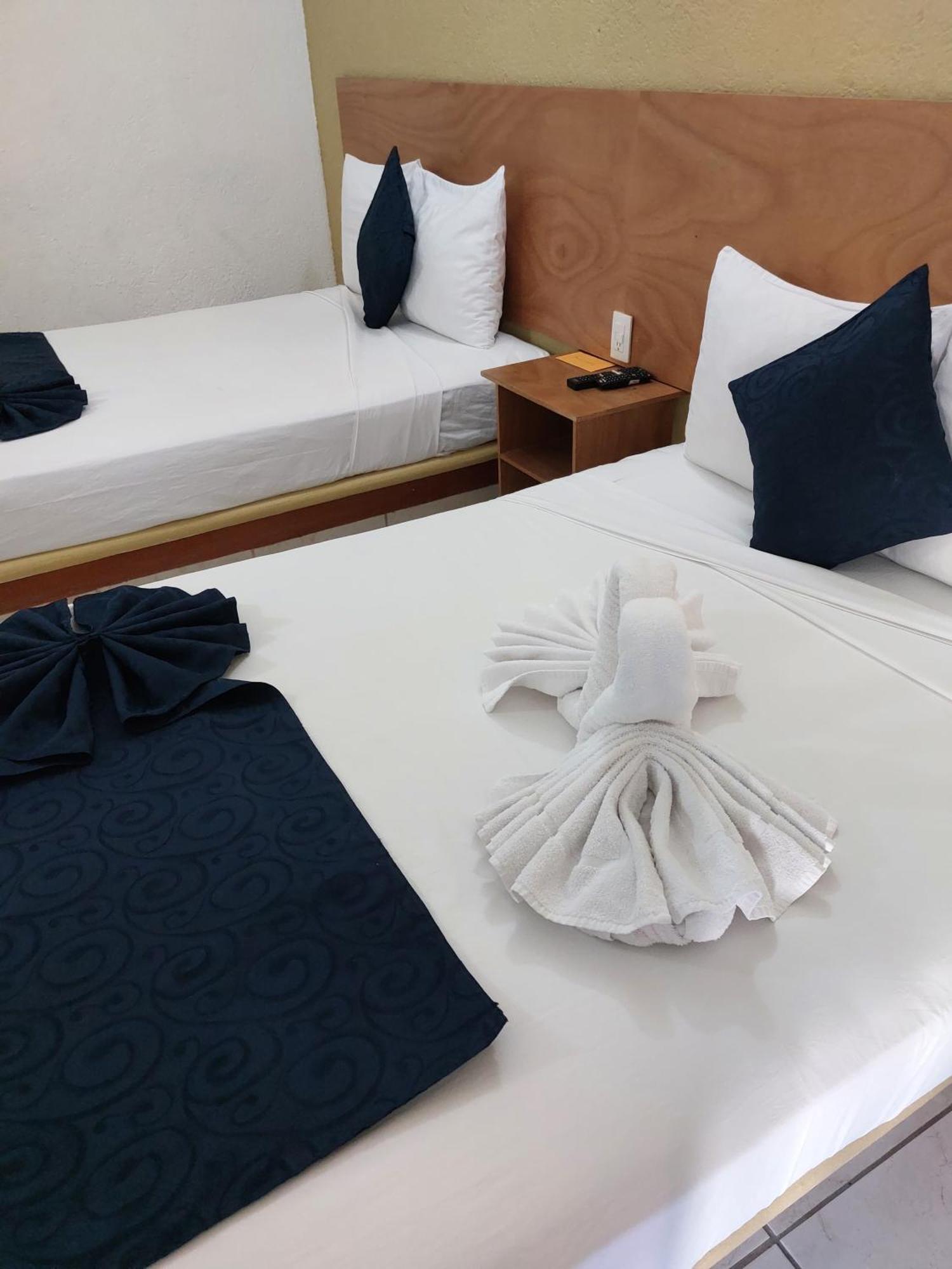 Am Amakal Hotel & Park サンタ・クルス・ウアトゥルコ エクステリア 写真